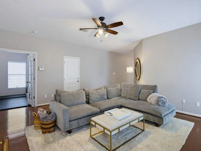 2404 INDEPENDENCE Dr — photo 5