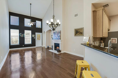 2210 Onion Creek Pkwy #503 — photo 2