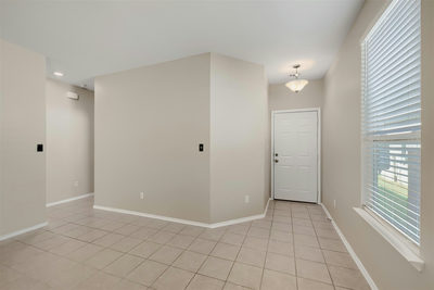 324 Harper Ln — photo 4