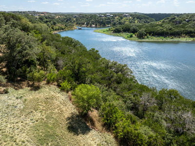 2908 Marina Shores Dr — photo 2