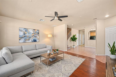 9201 Brodie Ln #502 — photo 3