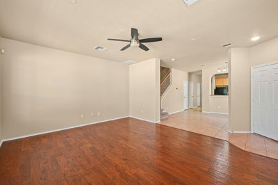 9201 Brodie Ln #502 — photo 5