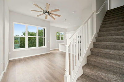 1300 Mckie Dr #33 — photo 5