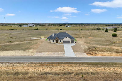 379 Prairie Point Dr — photo 2