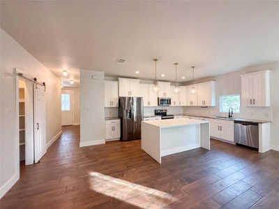 50 Whispering Valley Dr — photo 2