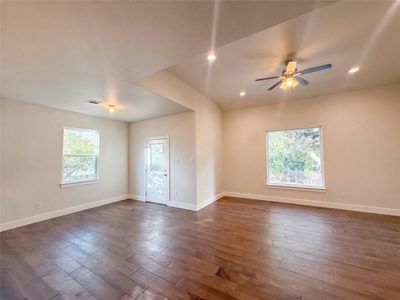 50 Whispering Valley Dr — photo 3
