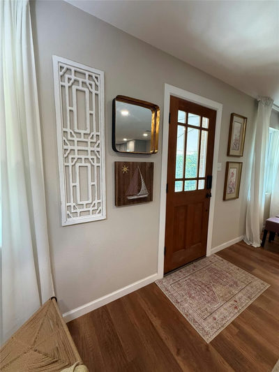 10201 Womack Dr — photo 2