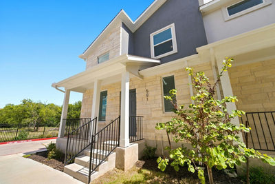 500 Municipal Dr #501 — photo 2
