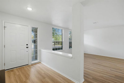 709 Elder Way — photo 4