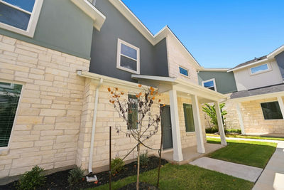 500 Municipal Dr #805 — photo 4