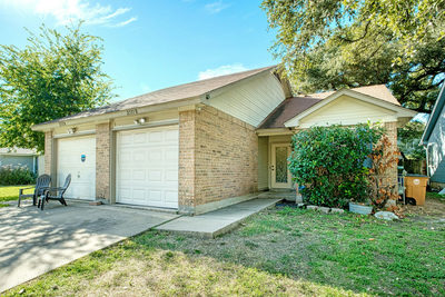 2511 Howellwood Way — photo 2