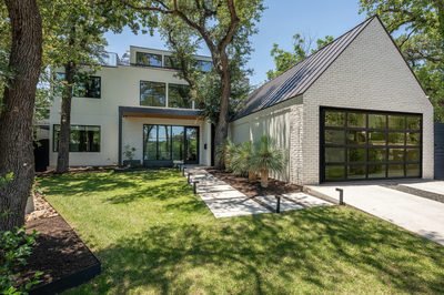 1102 Heritage Way — photo 3