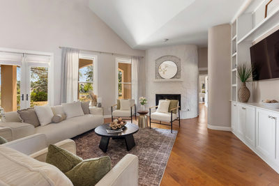 100 Dovetail Ln — photo 2