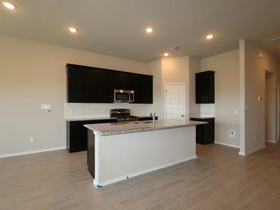 13501 Van Hollen Rd — photo 4