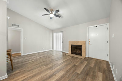 3204 Menchaca Rd #104 — photo 2