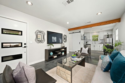 1406 Brentwood St #2 — photo 5