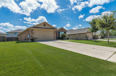 176 Dusky Thrush Dr — photo 2