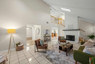 1904 Oakridge Dr — photo 4