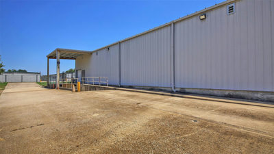 200 Commercial Dr — photo 5
