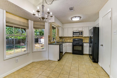 903 Burnt Oak Ct — photo 5