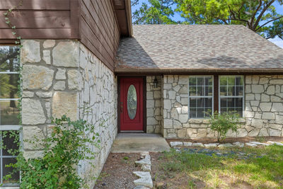 179 Rainbow Dr — photo 2
