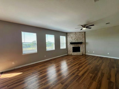 1113 Middle Brook Dr — photo 5