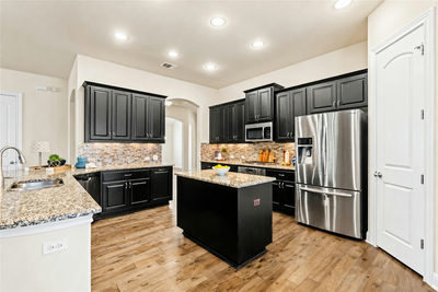 2712 Mazaro Way — photo 4