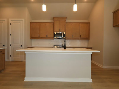 771 Clarissa St — photo 4