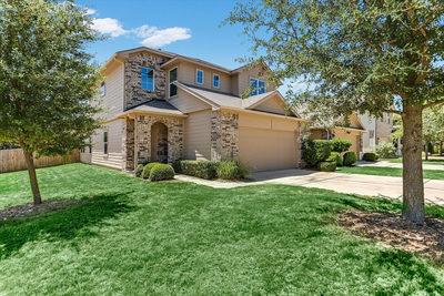 2027 Langdale Ln — photo 2