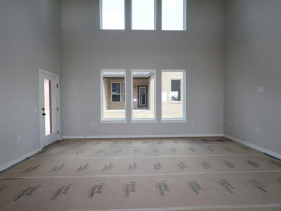 761 Clarissa St — photo 3