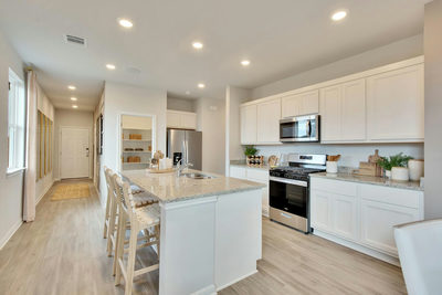 164 Hornet St — photo 2