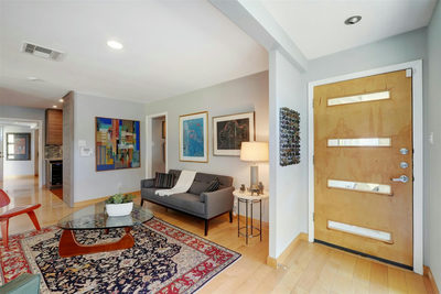 1302 Berkshire Dr — photo 5