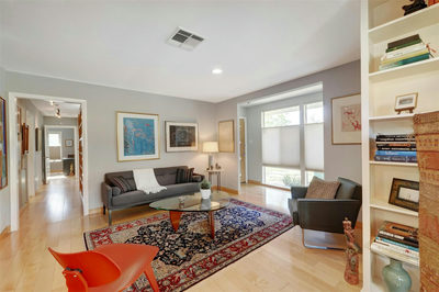 1302 Berkshire Dr — photo 4