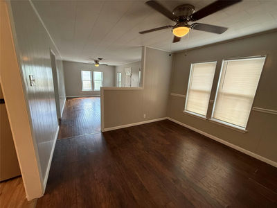 607 N Main St — photo 2