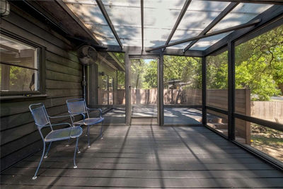503 E Live Oak St — photo 3