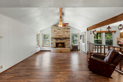 315 Caracara Dr — photo 2