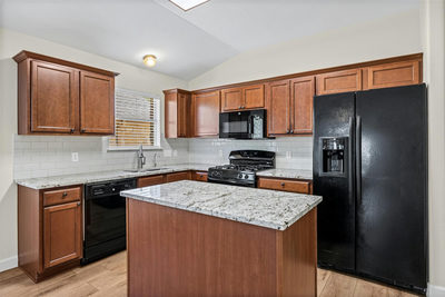 11917 Buzz Schneider Ln — photo 3