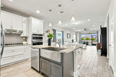 208 Winding Hollow Ln — photo 3