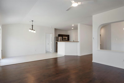 4612 Tiddle Ln — photo 2