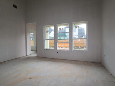 13215 Keefer Dr — photo 3