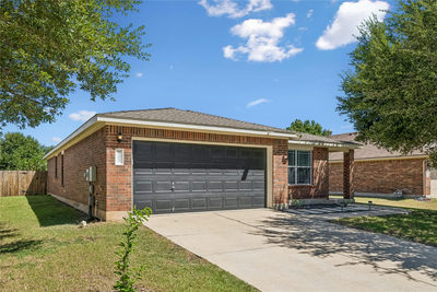 505 Washington Square Dr — photo 2