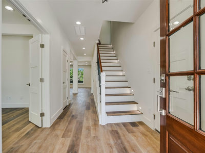 13 Rock Hollow Cir — photo 3
