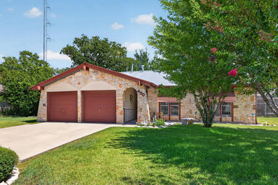 600 E Central Dr — photo 2