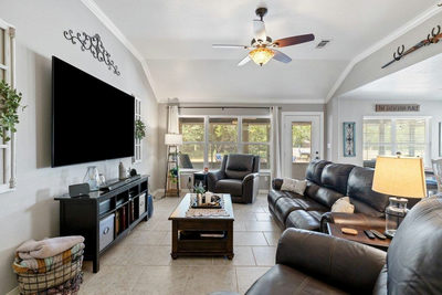 8 Stone Creek Cir — photo 4