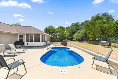 8 Stone Creek Cir — photo 2