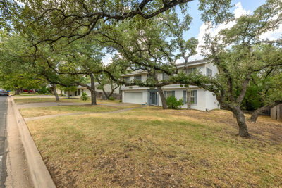 3914 Sierra Dr — photo 2