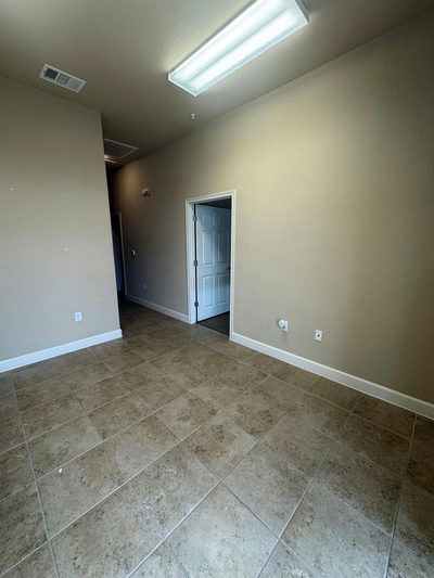 2911 S A.W. Grimes Blvd #730 — photo 2