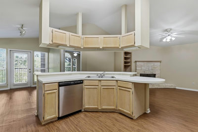 6804 N Capital Of Texas Hwy #422 — photo 3