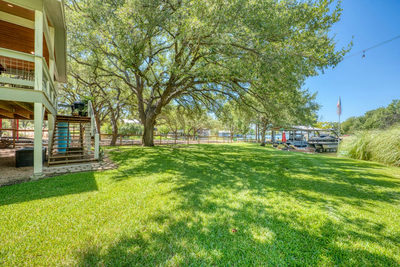 1001 Shorewood Dr — photo 3
