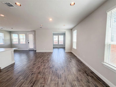 124 Crescent St — photo 5